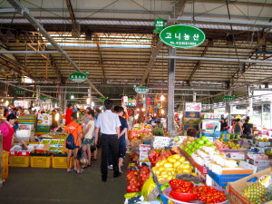 A few of the sellers. This market has over 200 stalls under the covered roof - so many bright colors... and potent smells