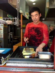 New yummy street food find: skinny gimbap rolls (veggies and rice wrapped in seaweed like sushi) then wrapped in very thin scrambled egg. Yum!